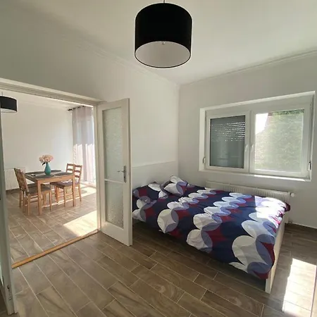 Fantastic View To Lake Balaton Apartment Fonyód